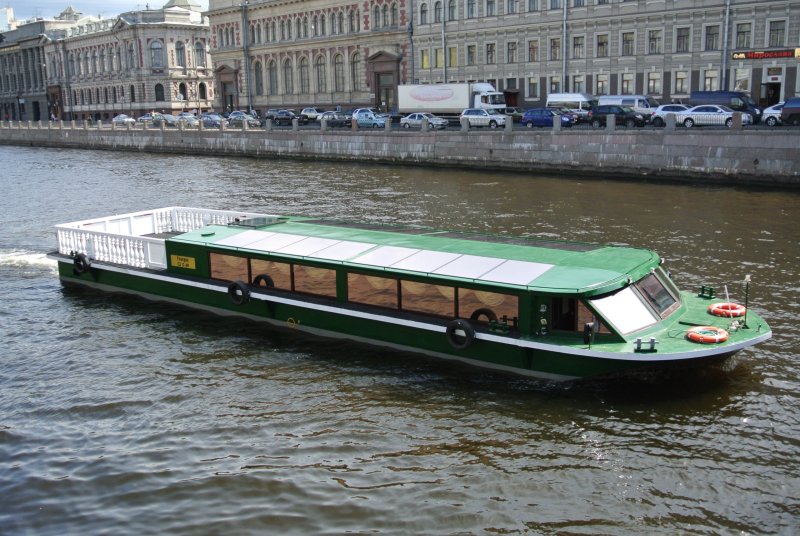 Теплоход генерал Санкт-Петербург
