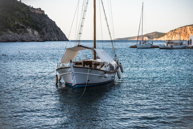 Kefalonia судно фото