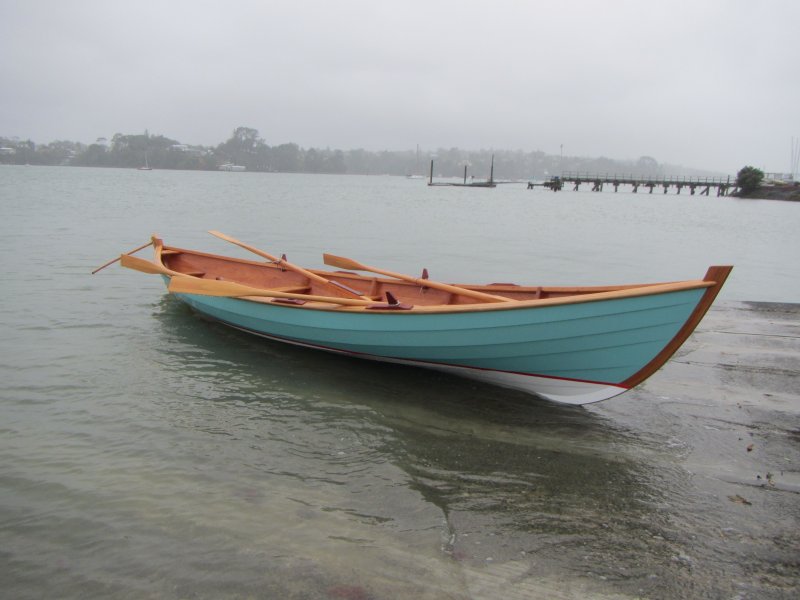 Skiff лодка фанерная