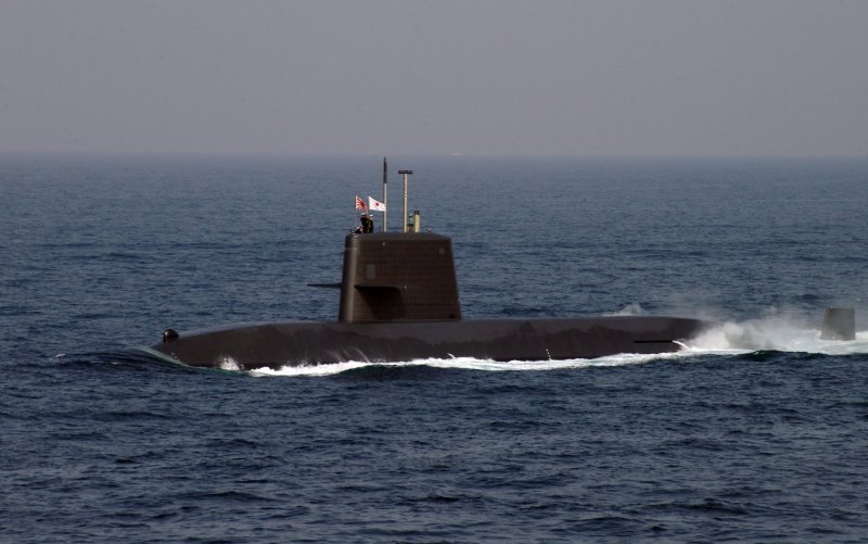 Дизель-электрическая подлодка Type 032