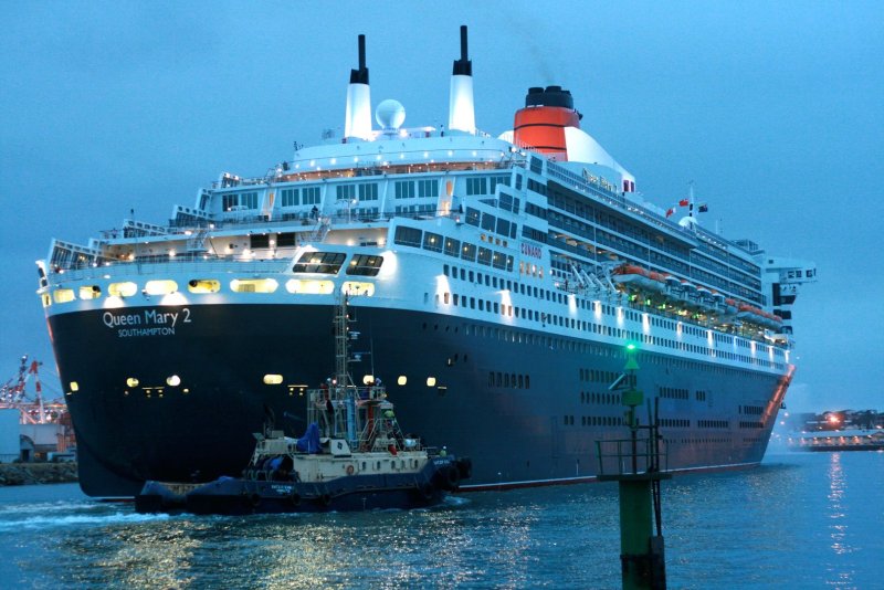 Лайнер Queen Mary
