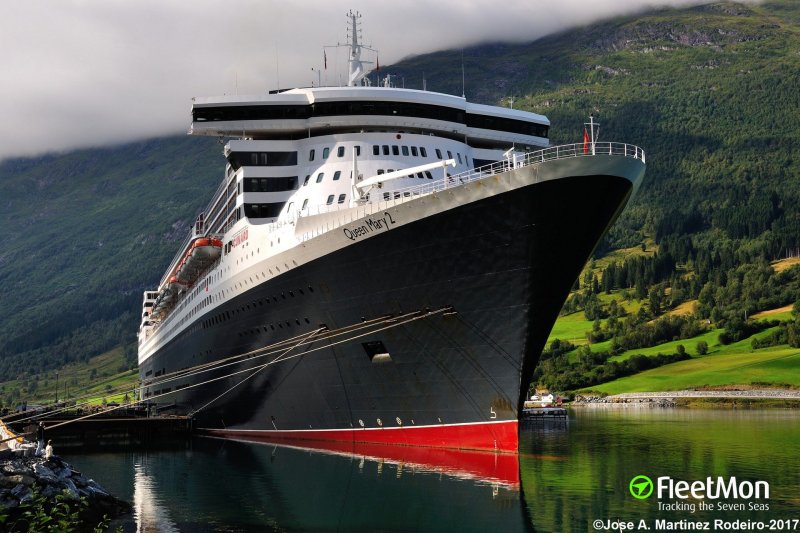 Queen Mary 2 фото