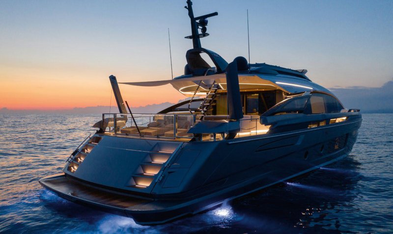 Azimut 10