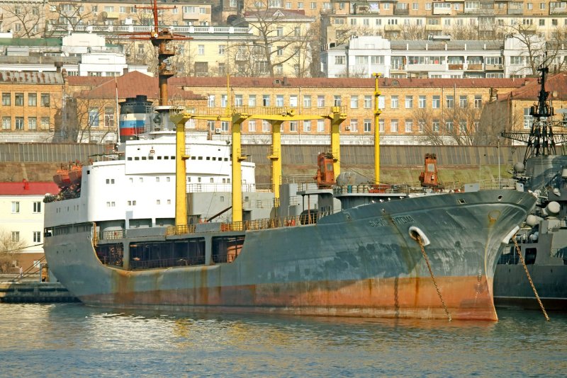 Борис Бутома танкер