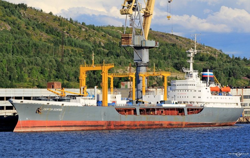 Морской танкер "Сергей Осипов"