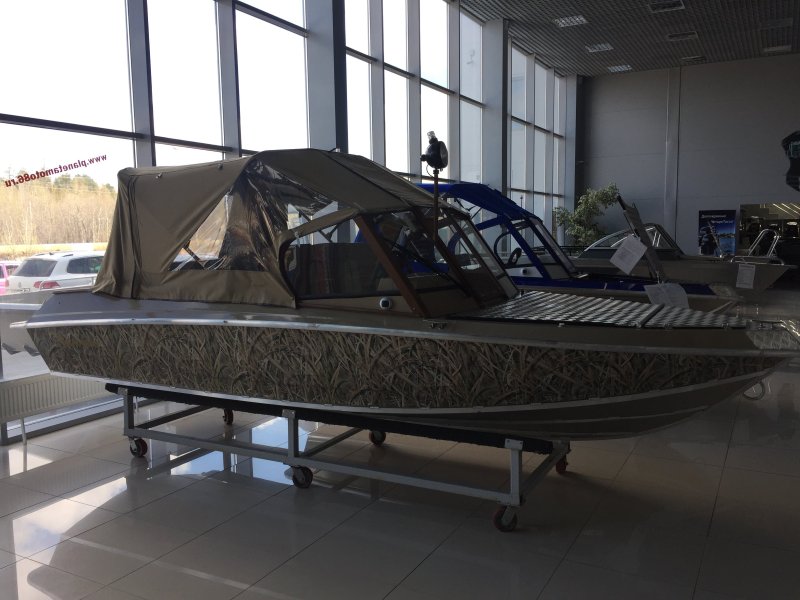 Лодка салют 490 New line