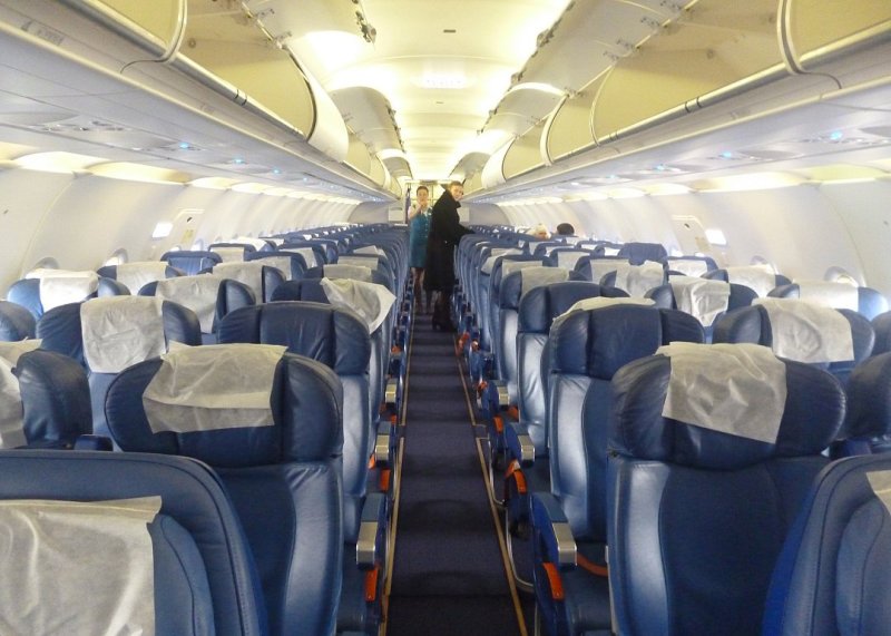 Салон самолета Airbus a319