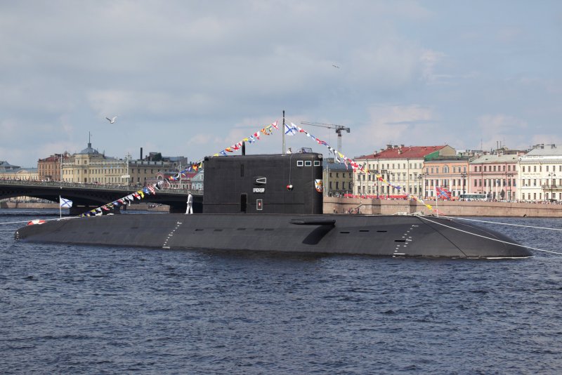 Подводные лодки на Неве