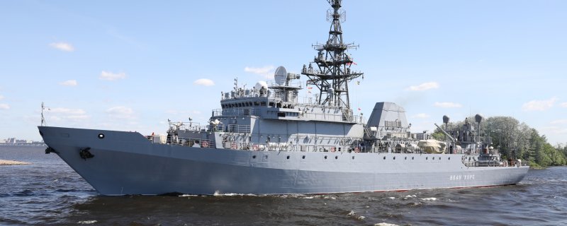 Средний корабль
