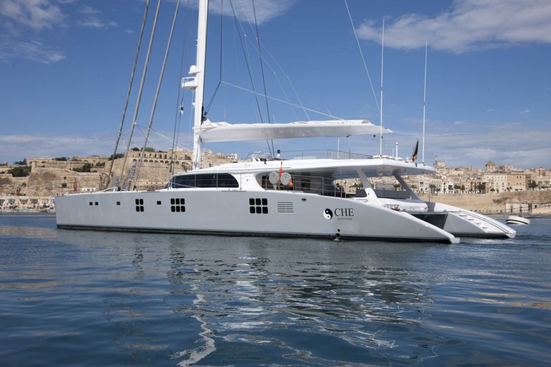 Парусная яхта-катамаран «Sunreef 150 Ultimate»