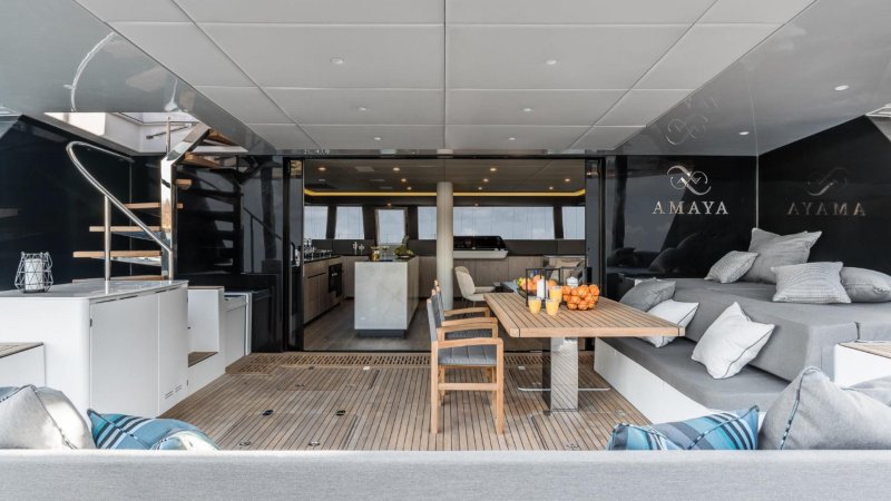 Leisure Yacht