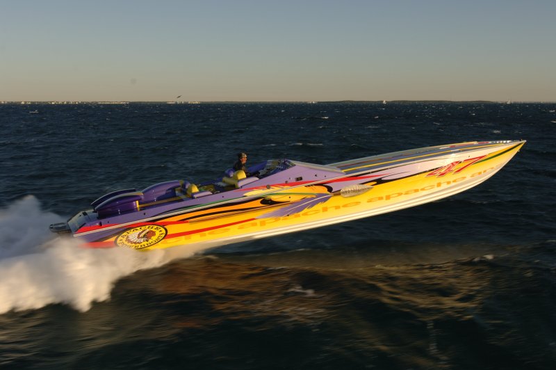 Лодка Powerboat 440