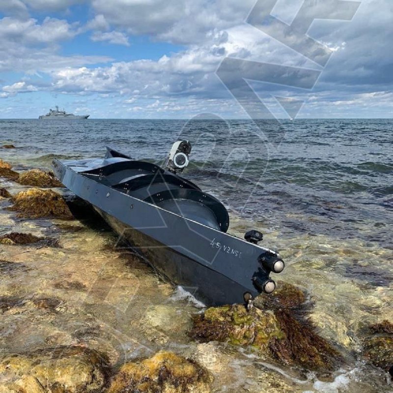 Беспилотный катер камикадзе