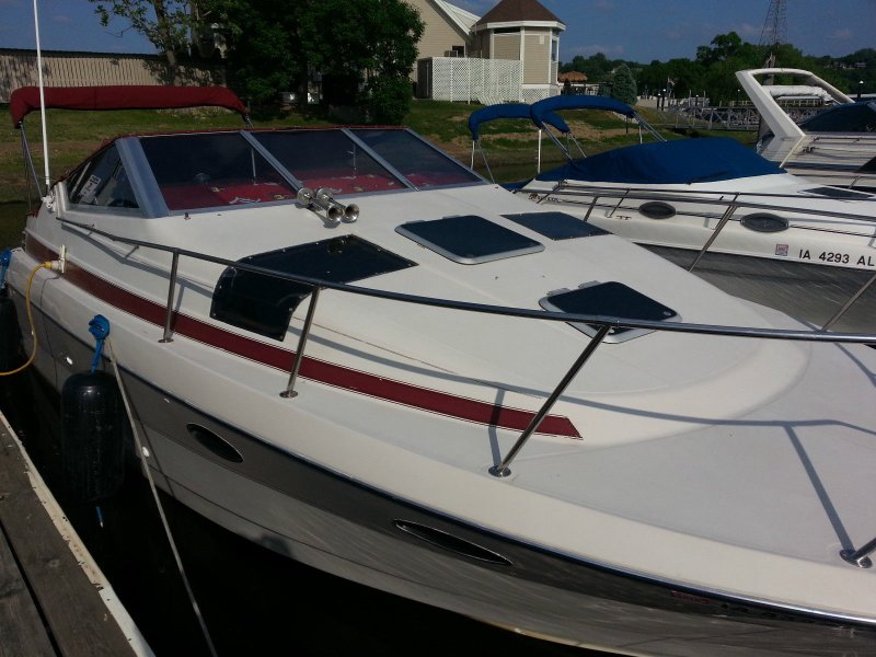 Maxum 2700 SCR