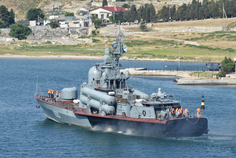 Ракетный катер 1241.1