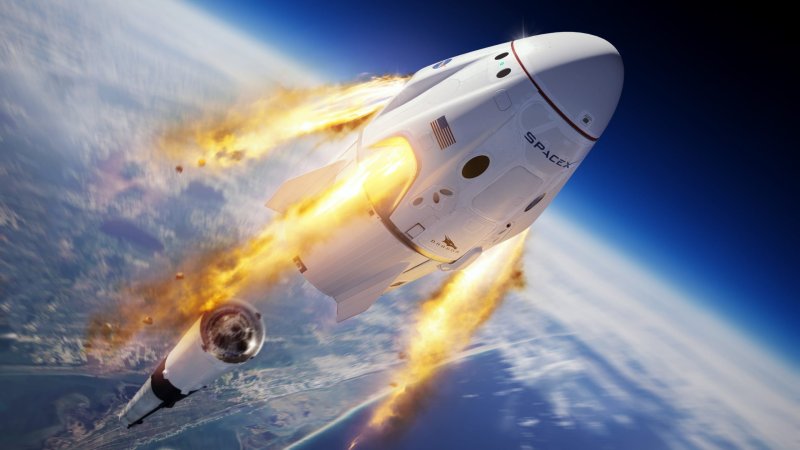 Космический корабль SPACEX Dragon