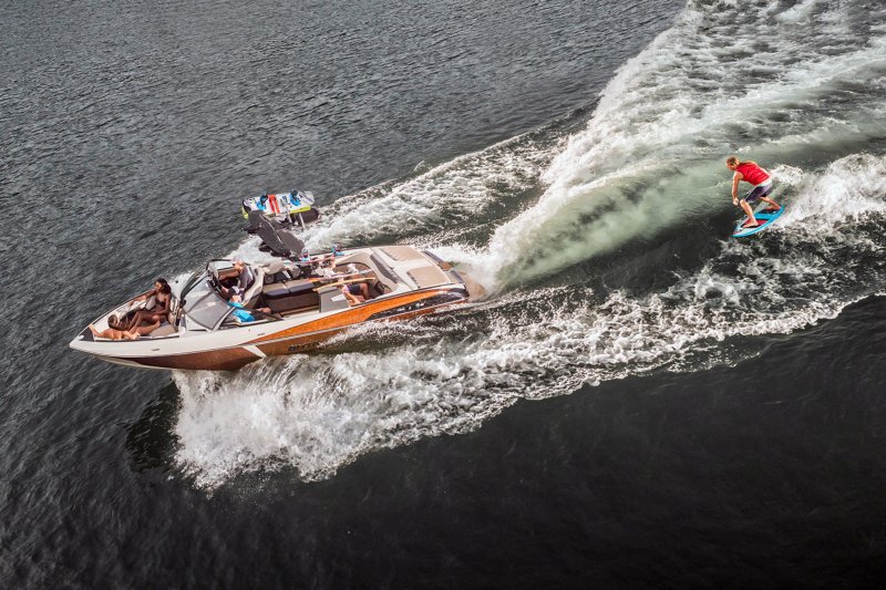 Malibu Wakesetter 25 LSV 2016