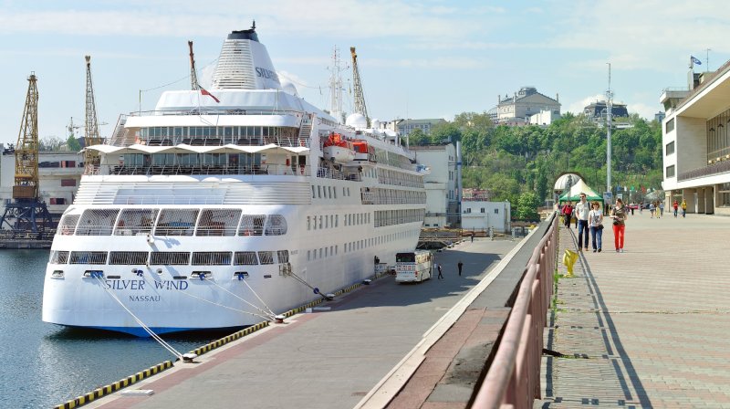 Порт черного моря