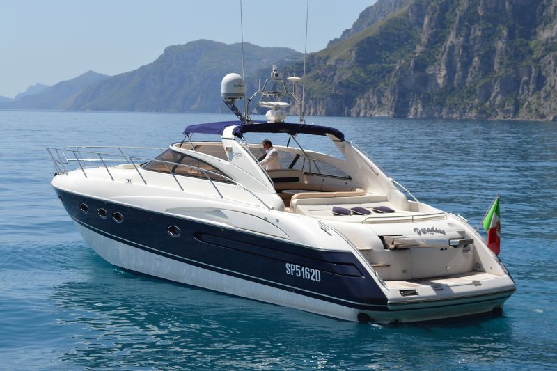 Yacht Princess v50