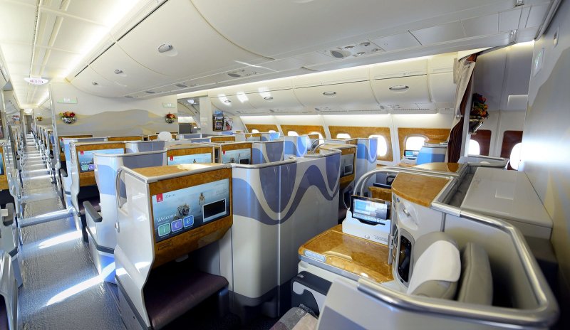 Airbus a380-800 первый класс