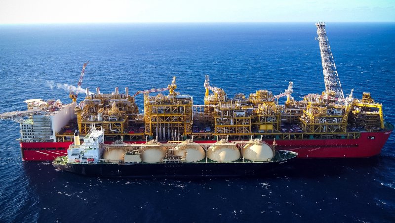 Плавучий завод Prelude FLNG