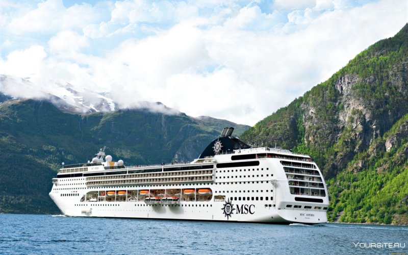 Лайнер опера MSC