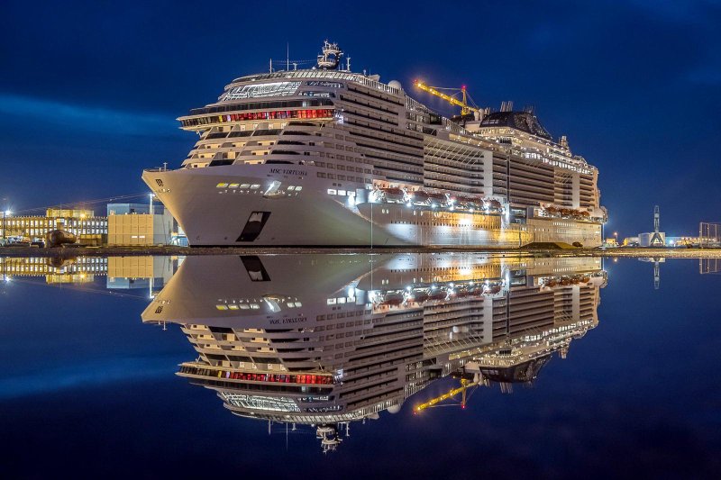 Лайнер MSC Virtuosa