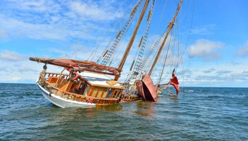 Парусник «Blue Sirius»