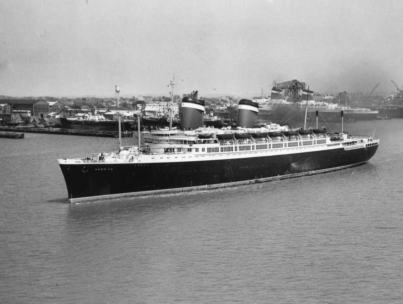 Судно SS America,