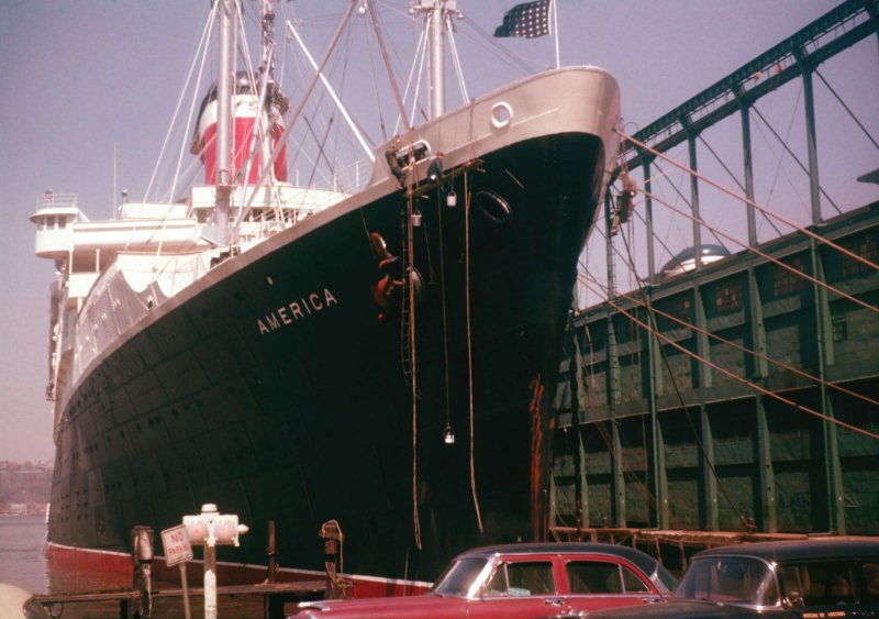 Судно SS America,