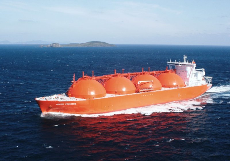 Газовоз LPG танкер