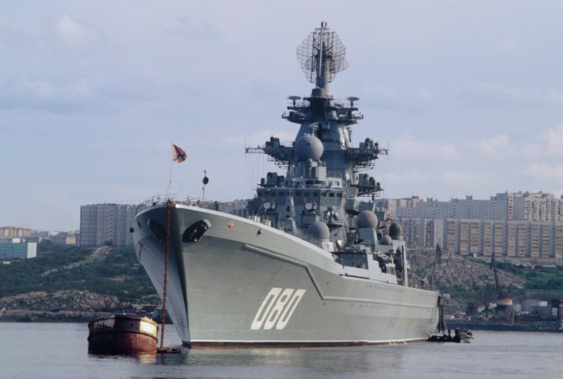 Крейсер Адмирал Нахимов