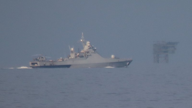 Военные корабли в Каспийском море