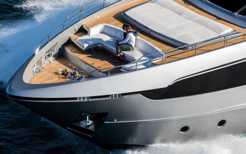 Яхта Riva 100 Corsaro