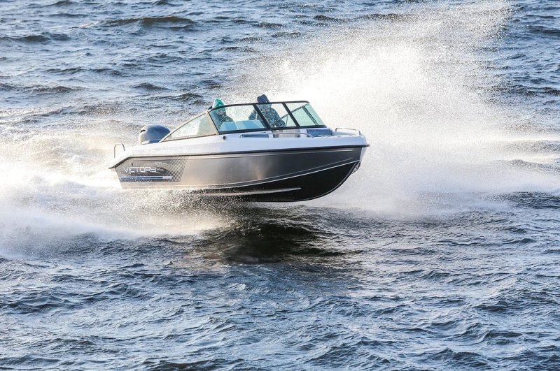 Катер Victory 570 open