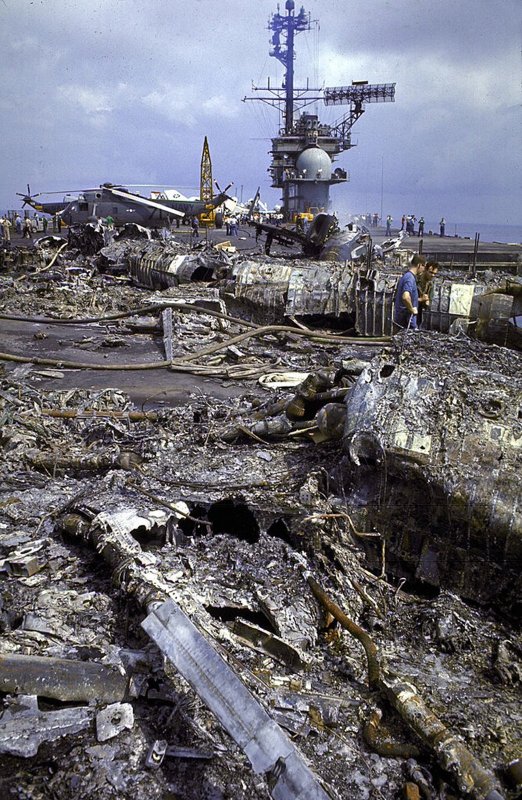 1967 USS Forrestal Fire