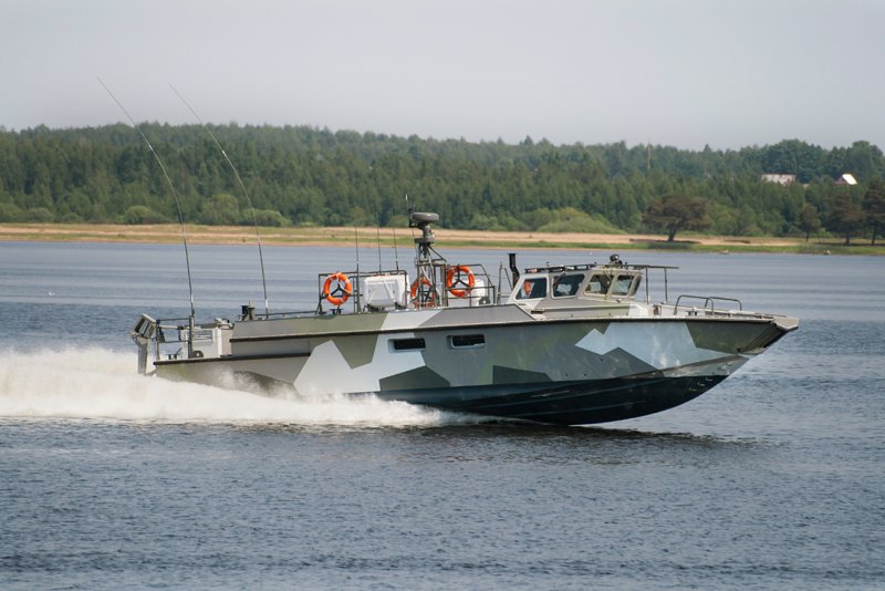Катер 02510 БК-16