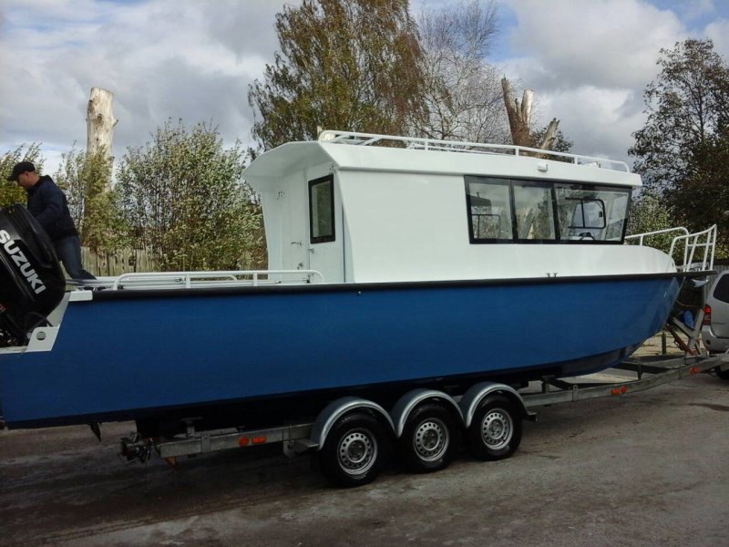 Corvet 950 gl катер