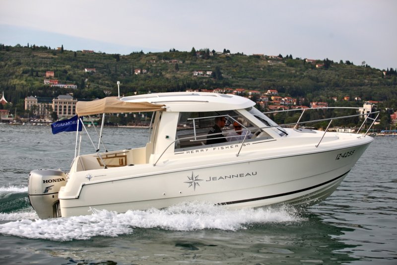 Катер Merry Fisher 645