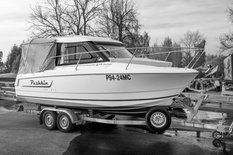 Катер Merry Fisher 645
