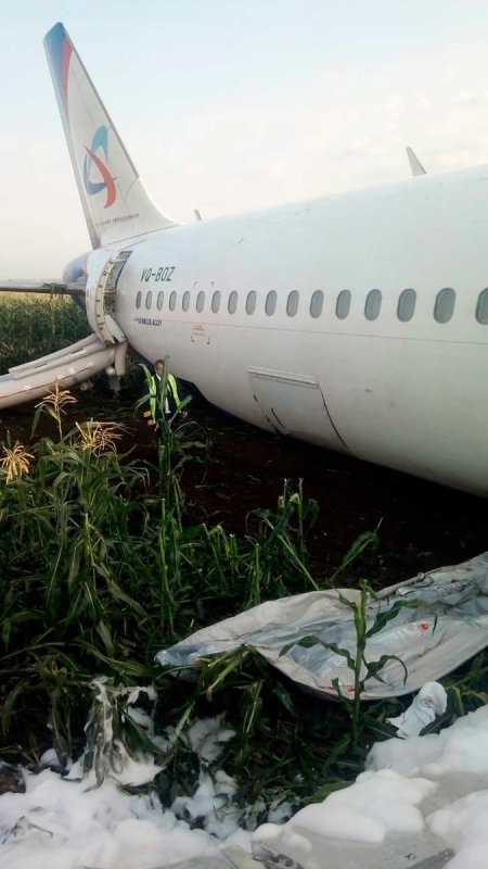 Самолёт а321 Уральские авиалинии