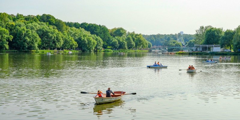 Парк Царицыно катамараны