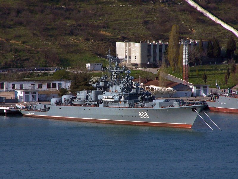 Крейсер пытливый Севастополь