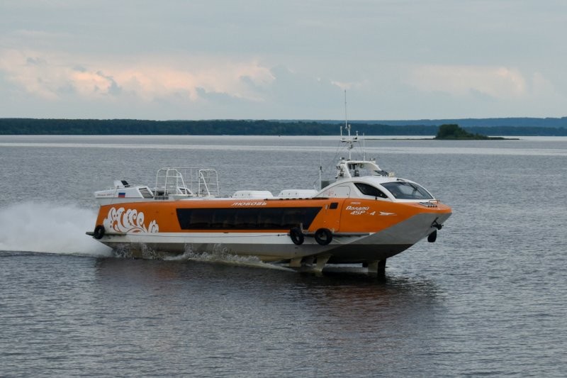 Теплоход Валдай 45р