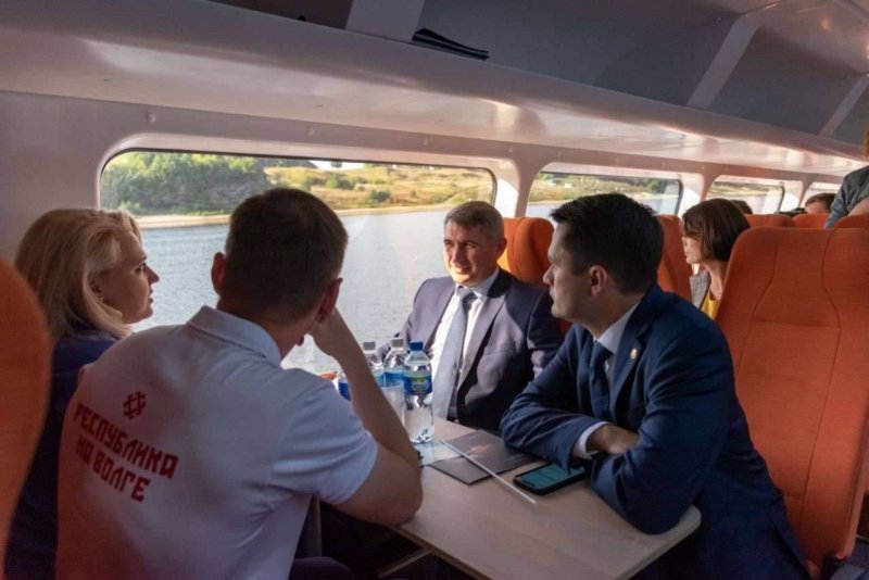 Теплоход Валдай 45р