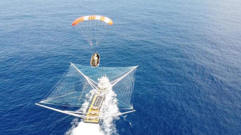 SPACEX поимка обтекателя