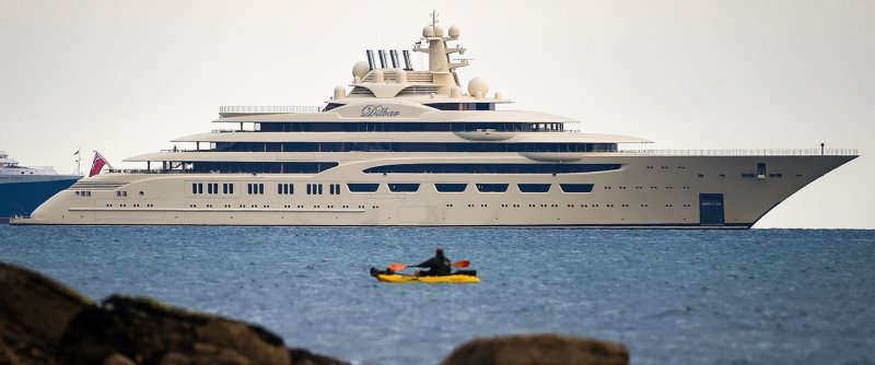 Яхта Dilbar Алишера Усманова