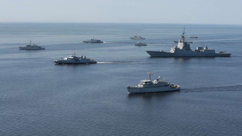 20 Кораблей ВМФ РФ блокировали подступы к Крыму для кораблей США И НАТО