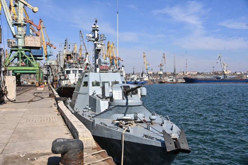 Бердянск корабль ВМС Украины