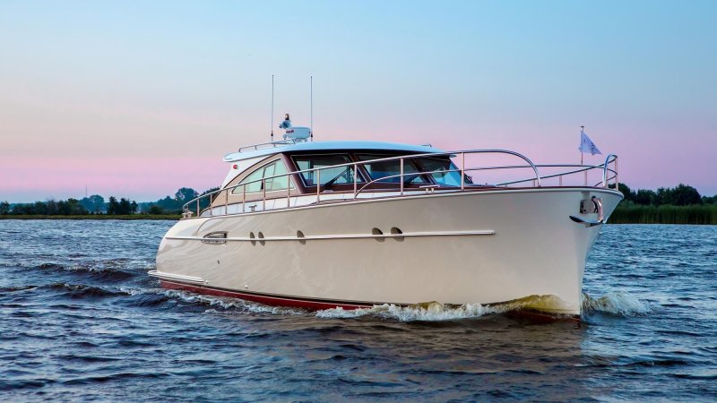 Моторная яхта Mulder 1500